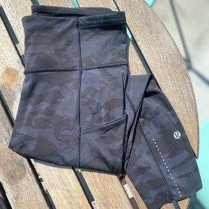 W Lulu Lemon - Fast and Free